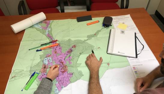 Réaliser des cartes pour évaluer les territoires et les dynamiques